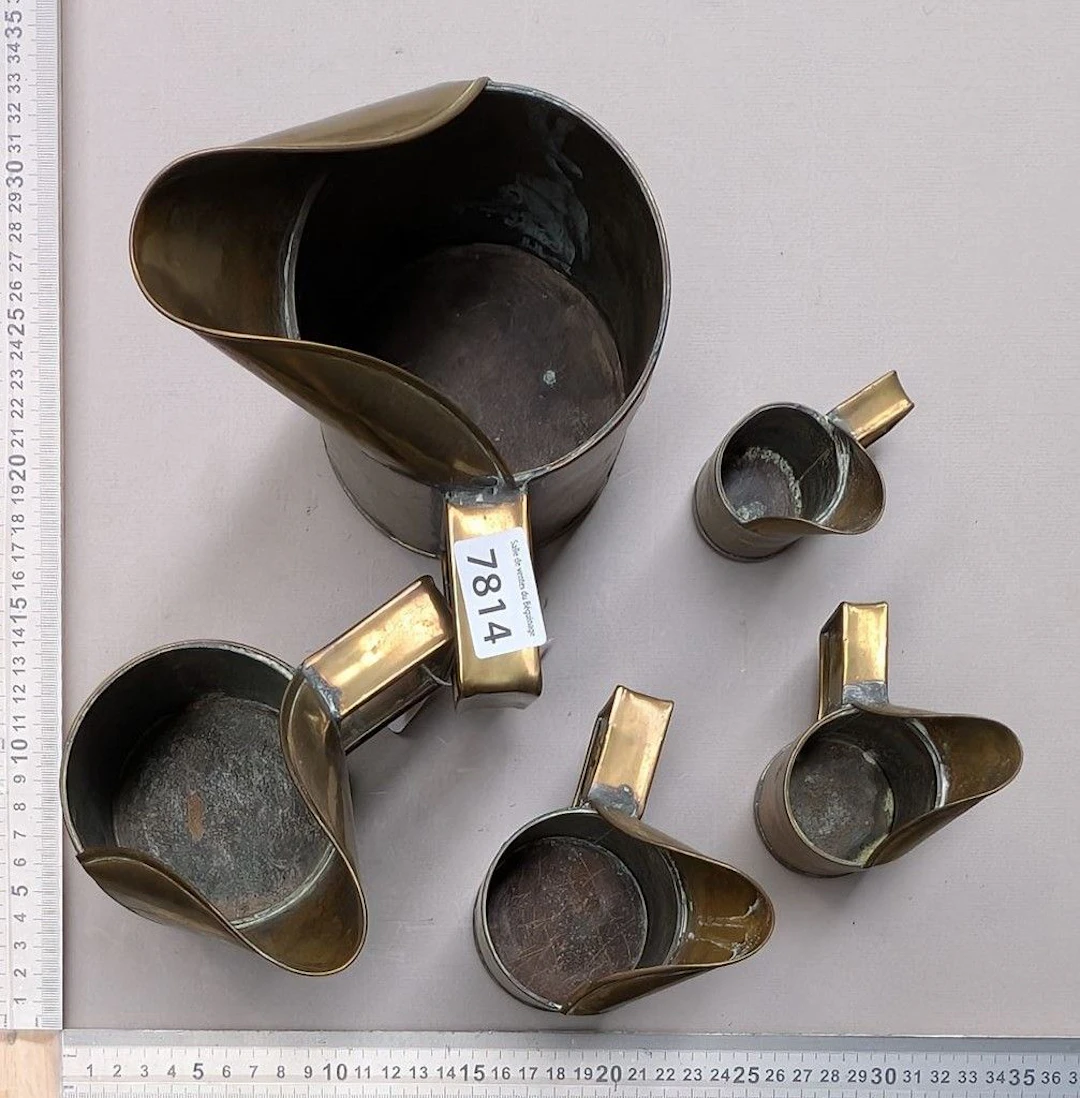 5 copper measuring cups—see photos for dimensions and condition
