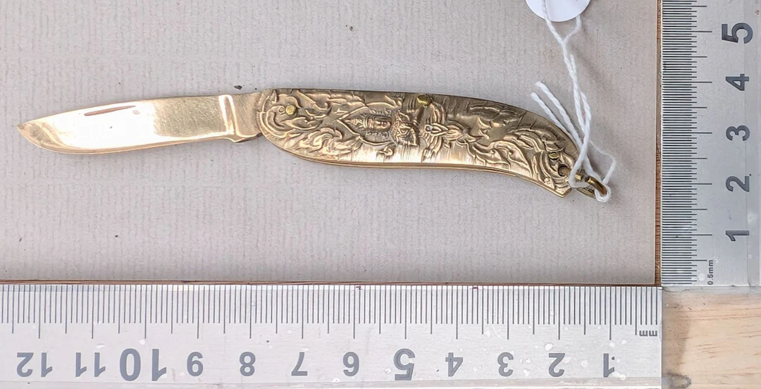 Very nice single-blade pocket knife—see photos for dimensions and condition