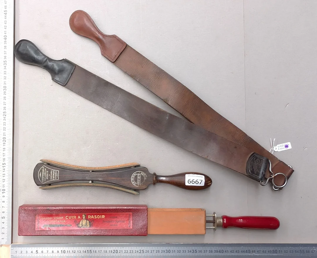 4 leather sharpening stools for barbers—see photos for dimensions and condition