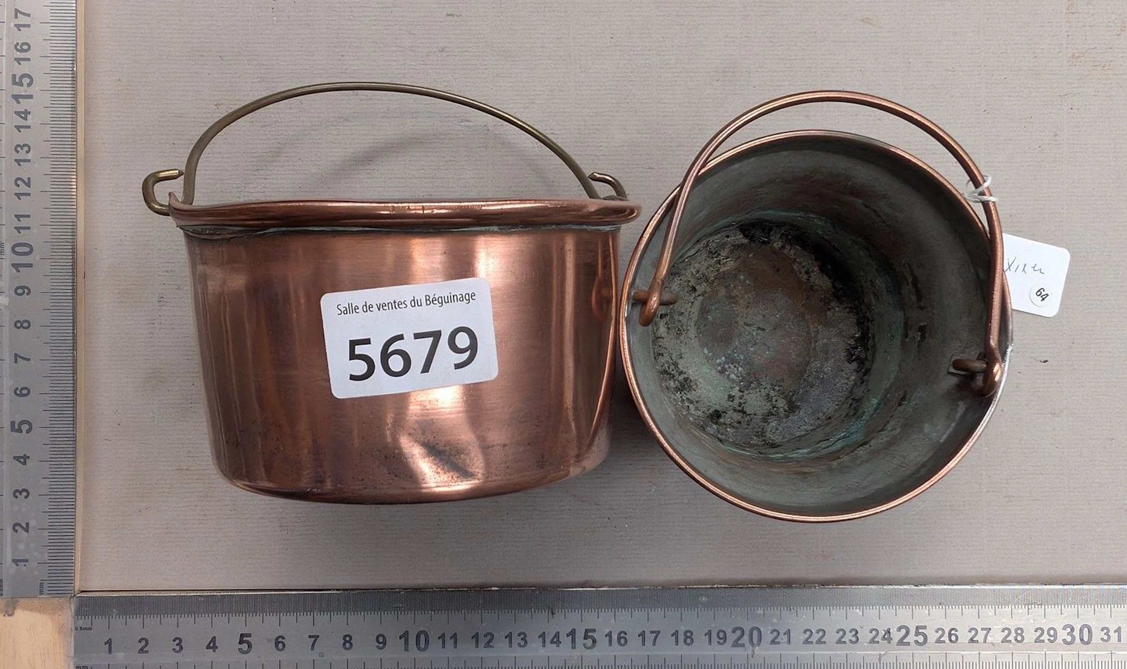 Vintage glue pot with double boiler—see photos for dimensions and condition