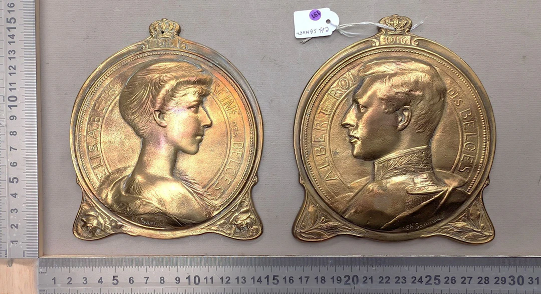 1 King Albert and Queen Elisabeth plaque, 1916—See photos for dimensions