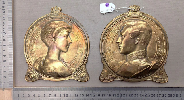 1 King Albert and Queen Elisabeth plaque, 1916—See photos for dimensions