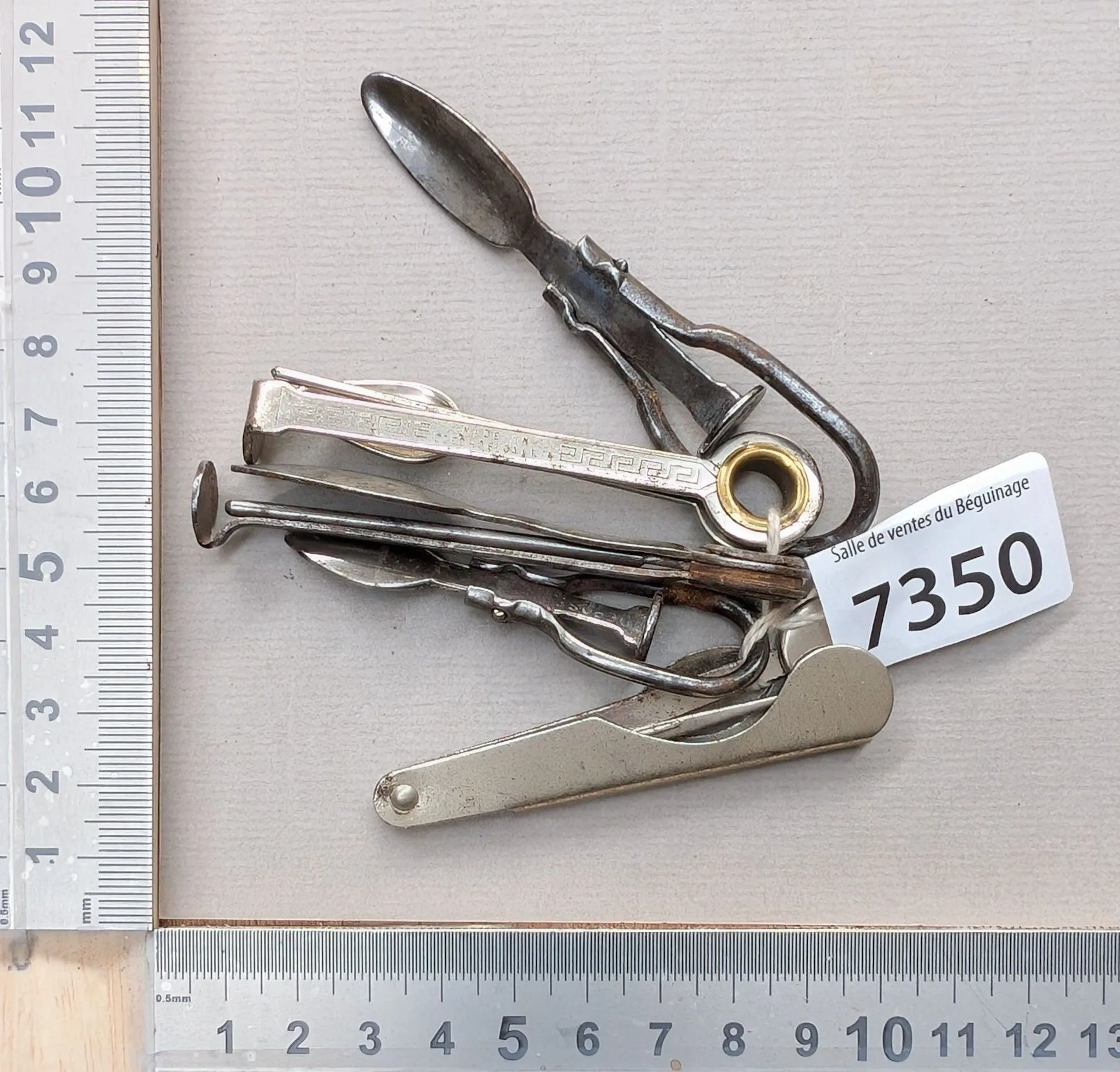 5 items needed to clean collapsible pipes—see photos for dimensions