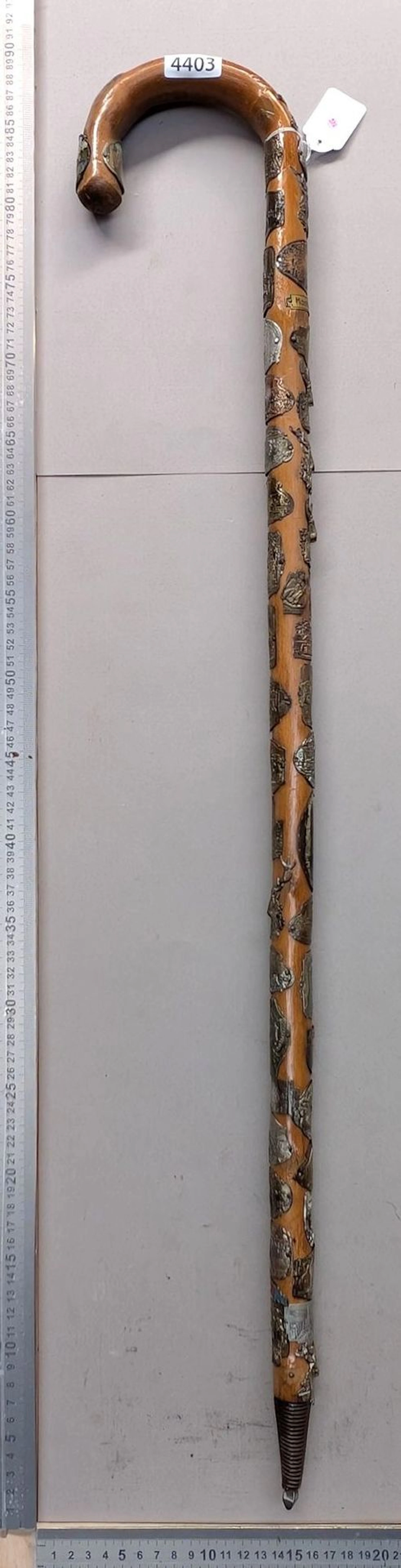 Beautiful wooden cane, model 45 - See photos for dimensions and condition