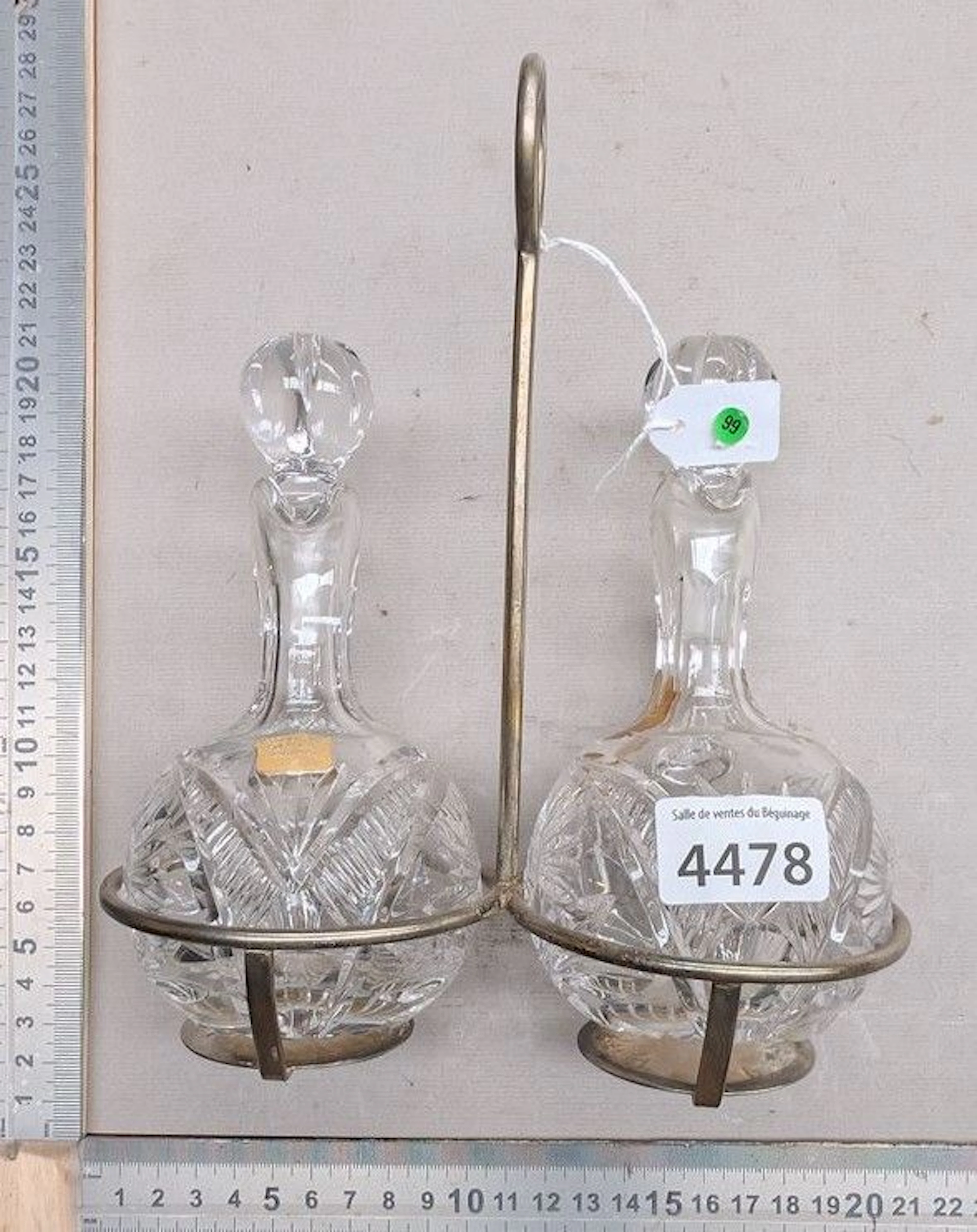 Oil and vinegar set - See photos for dimensions and condition
