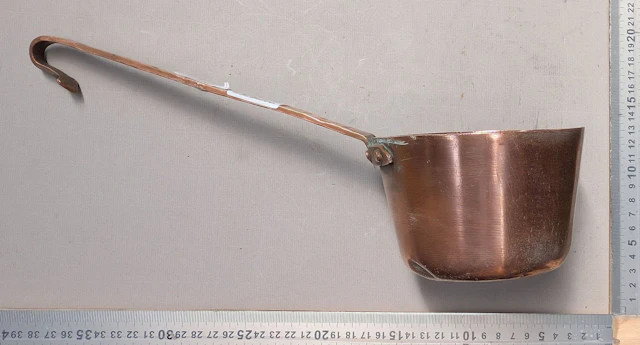 Small antique copper skillet with a forged, riveted handle - See photos
