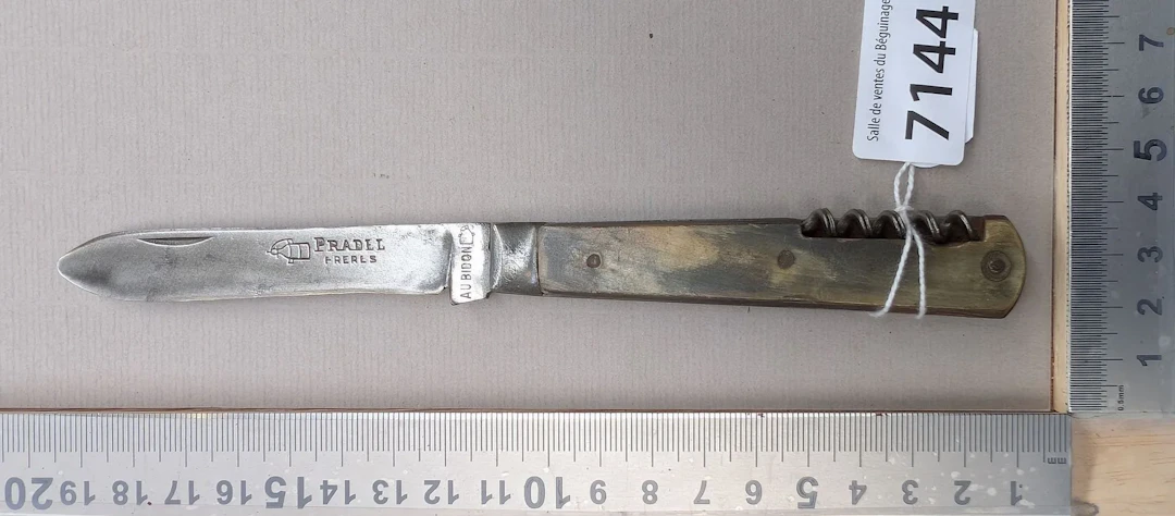 Vintage PRADEL FRERES knife with a horn handle—see photos for dimensions