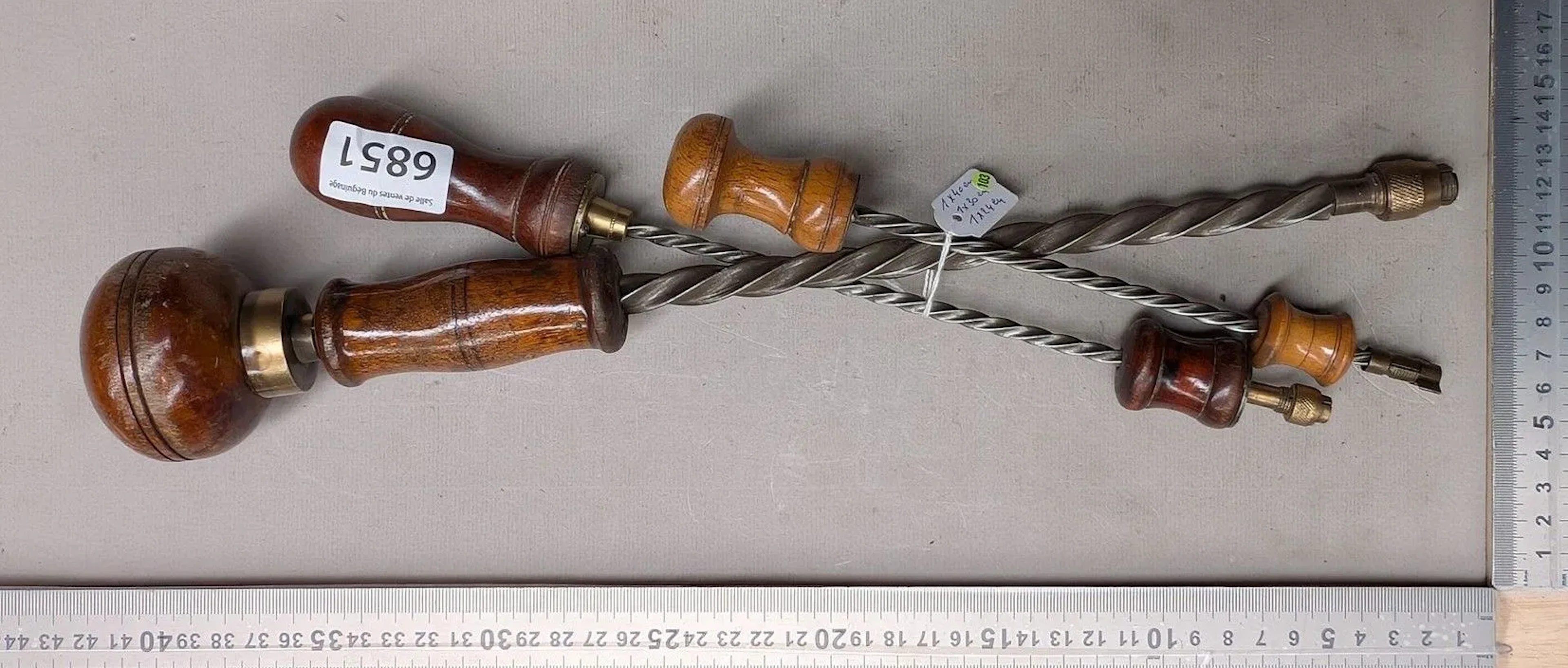 3 vintage spiral ratchet screwdrivers—see photos for dimensions and condition