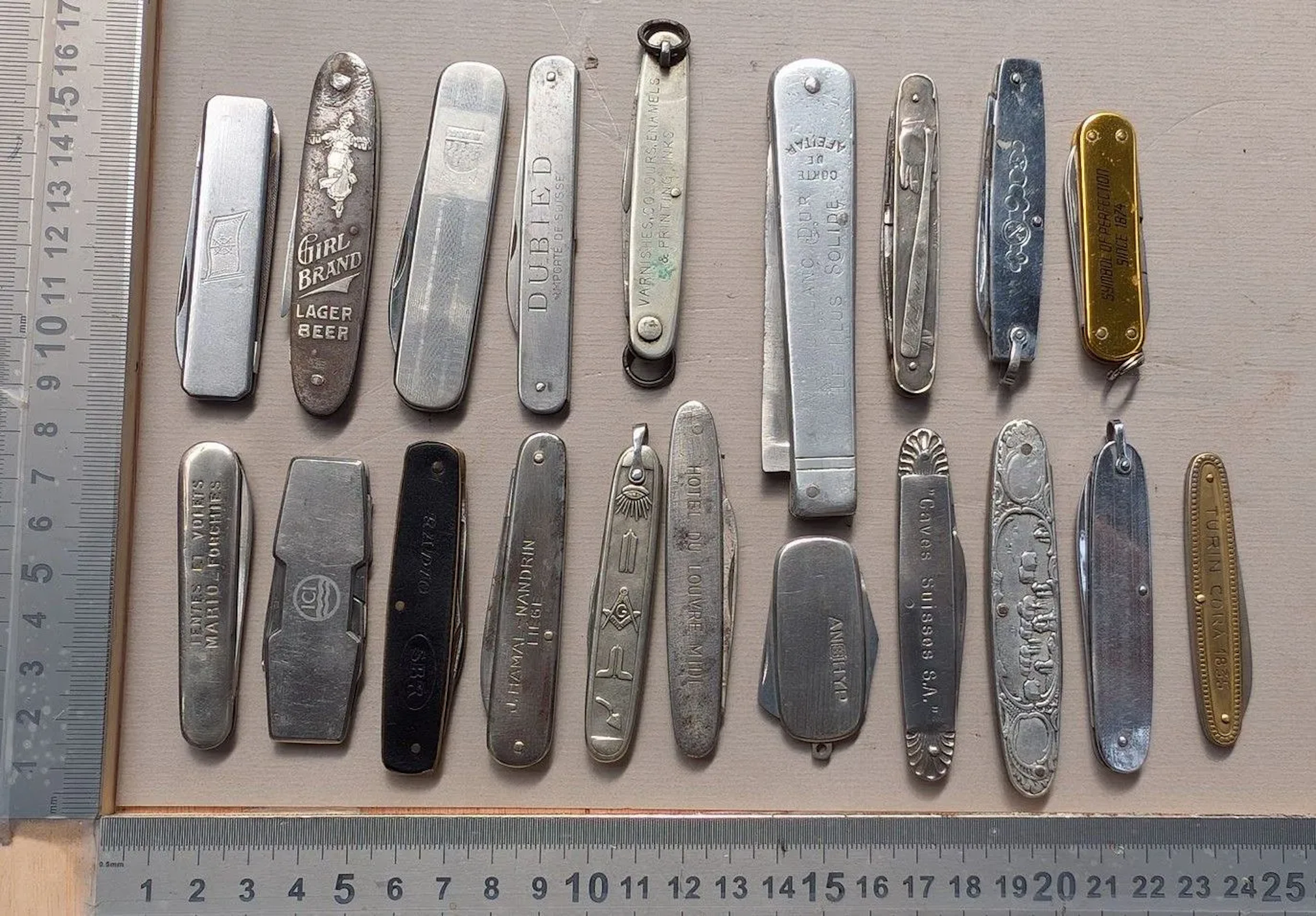 Set of 20 vintage promotional pocket knives from 1900—see photos for