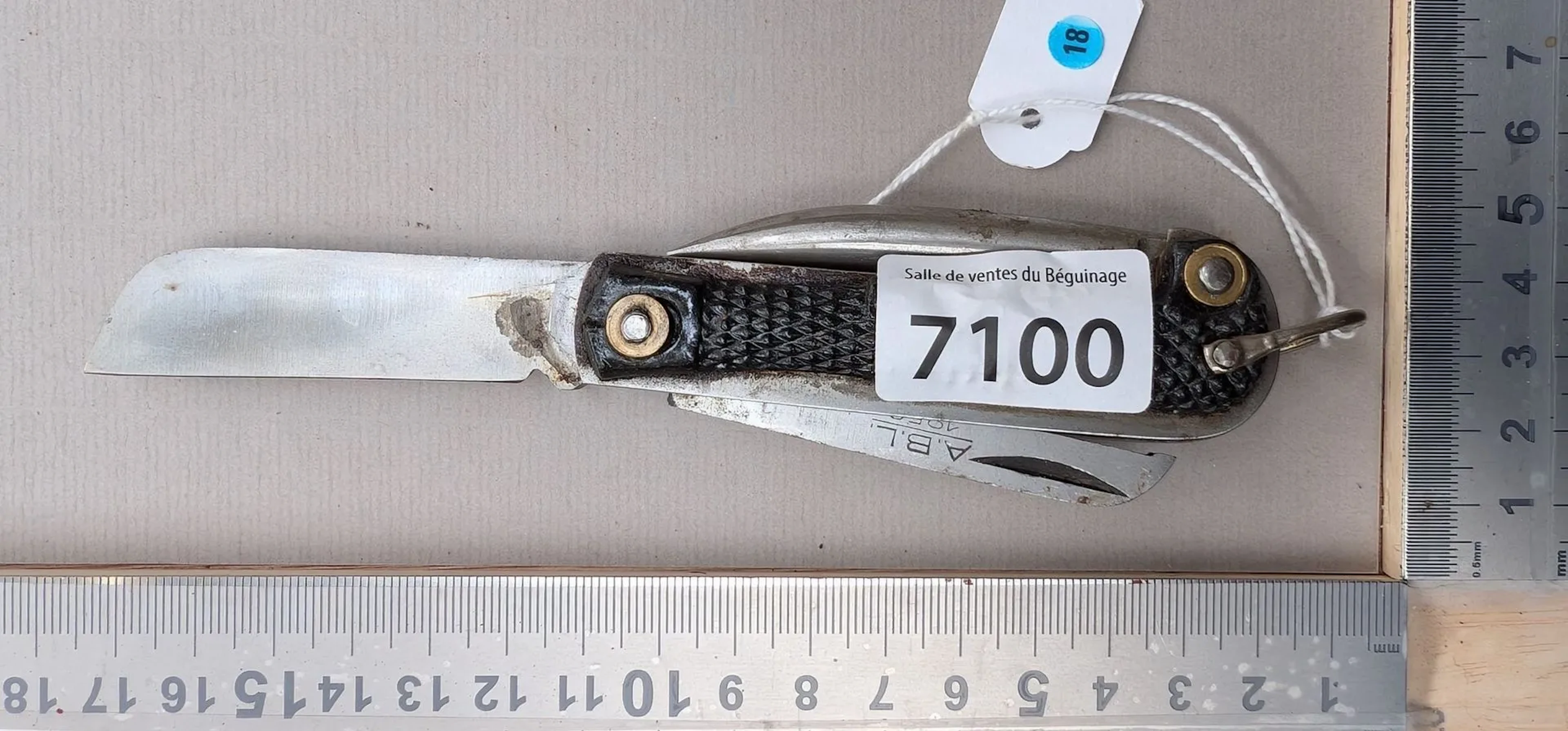 Vintage ABL knife. 4 functions—see photos for dimensions and condition