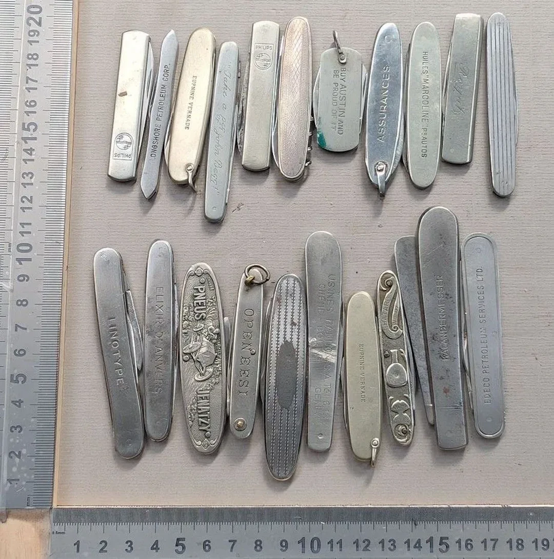 Set of 20 vintage promotional pocket knives from 1900—see photos for
