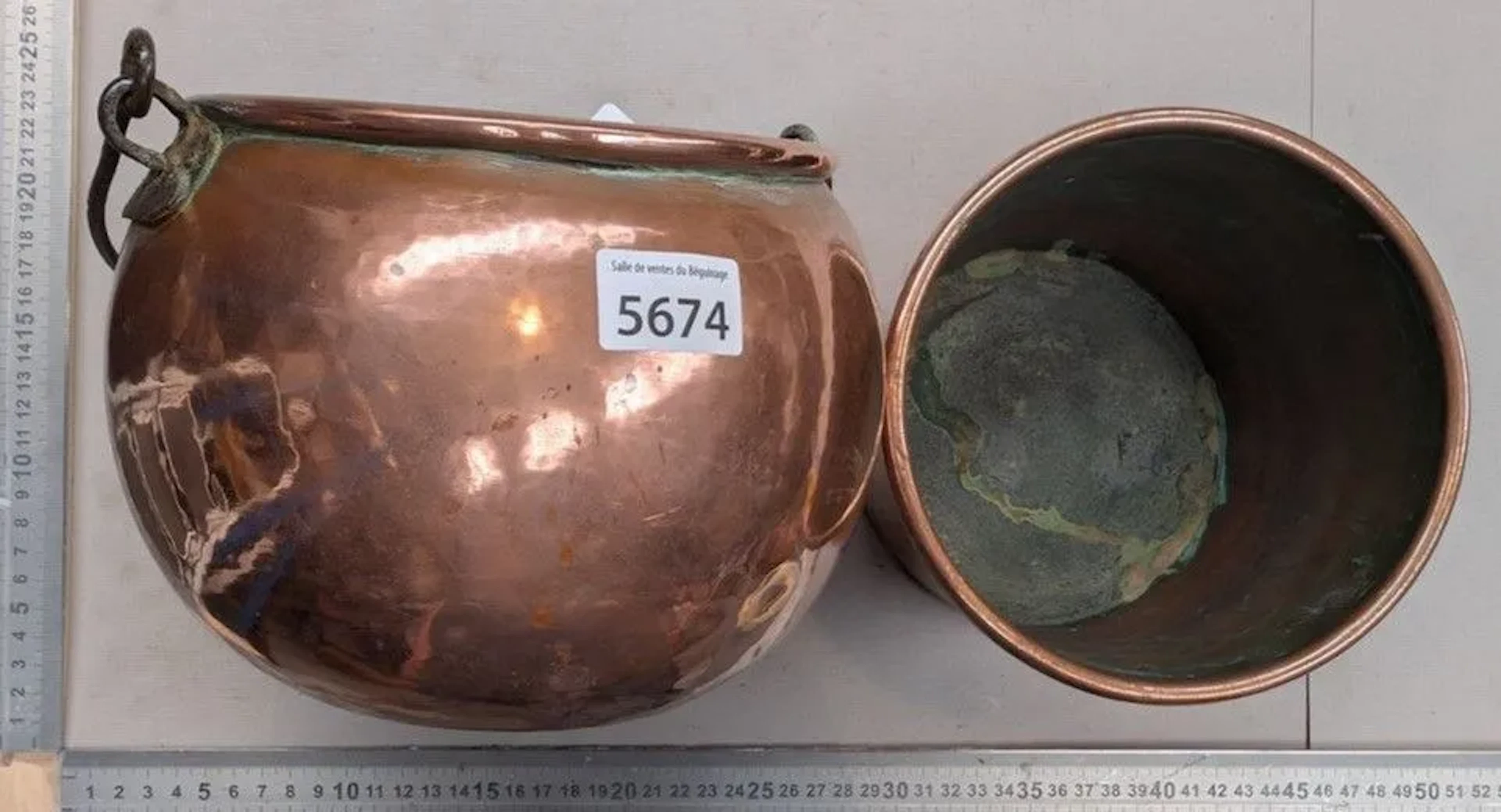 Vintage glue pot with double boiler—see photos for dimensions and condition