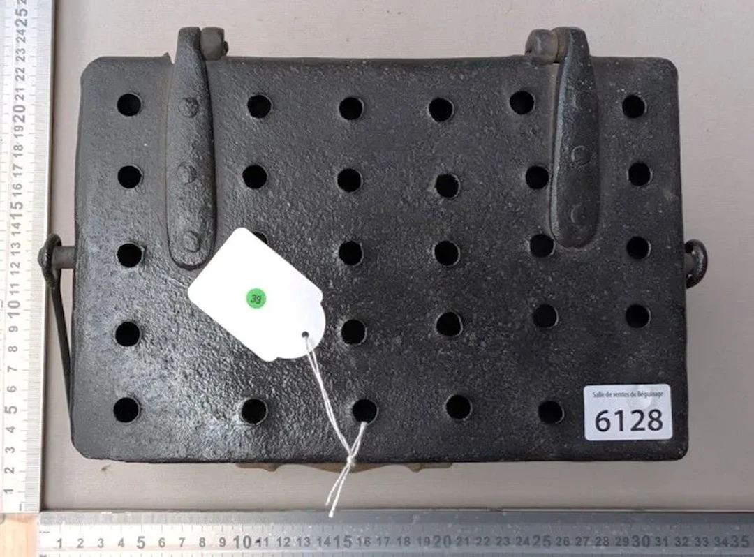 1 old space heater—see photos for dimensions and condition