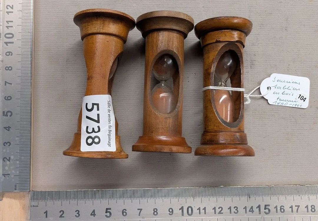 3 antique hourglasses made of wood and turned glass, circa 1880; still