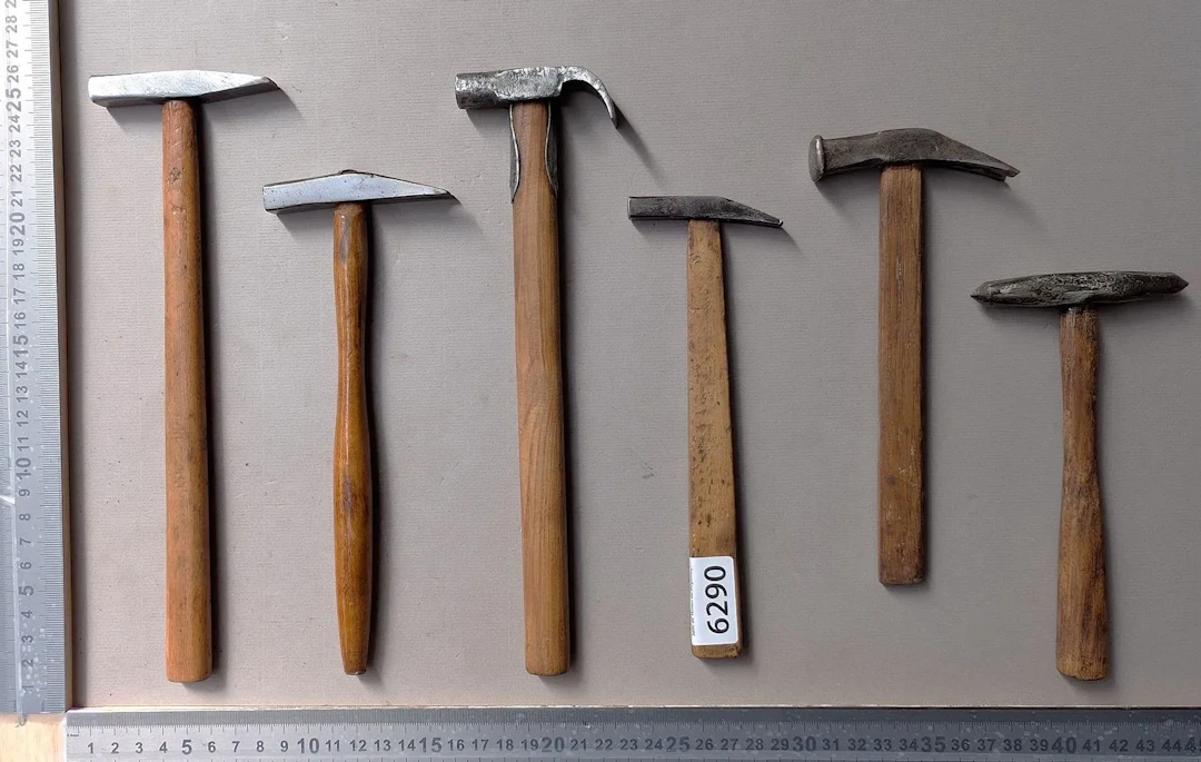 6 small antique hammers—see photos for dimensions and condition