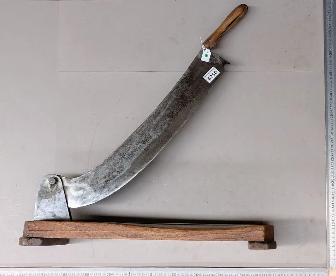 Countertop bread slicer—see photos for dimensions and condition