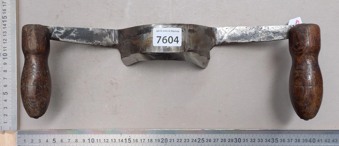 1 antique cooper's plane—see photos for dimensions and condition