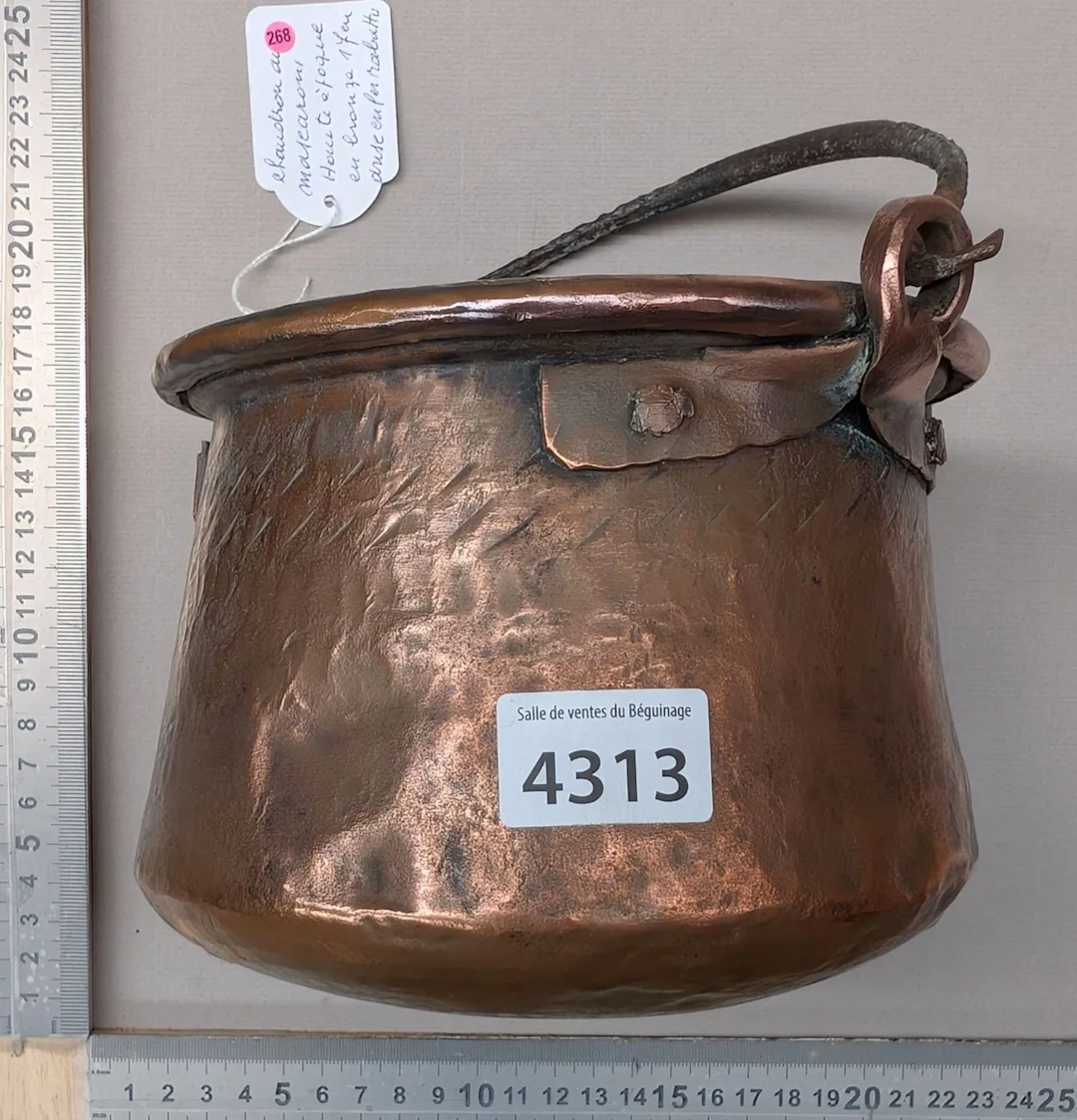 Macaron Pot, 17th century—See photos for dimensions and condition