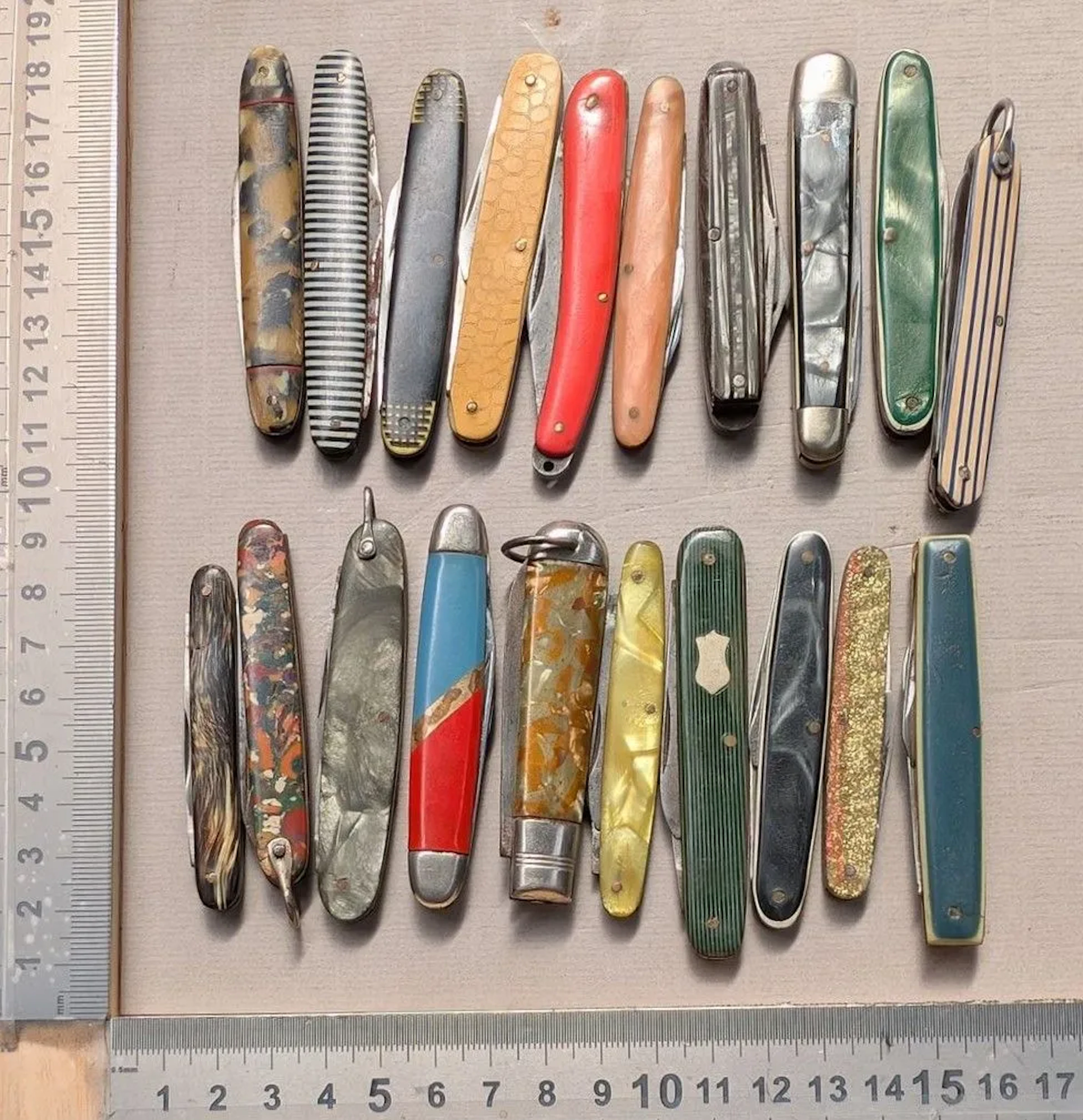 Set of 20 small antique knives, 1900–1950 — See photos for dimensions