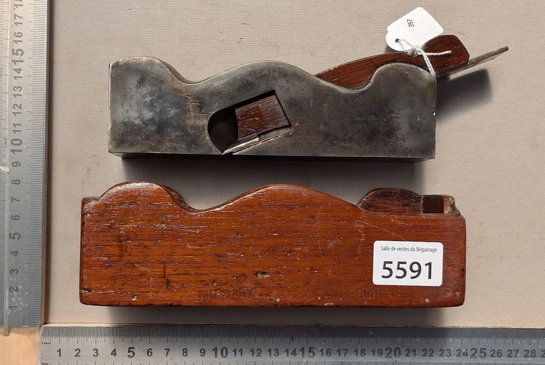 Antique plane with a GODENBERG blade in its case—see photos for dimensions