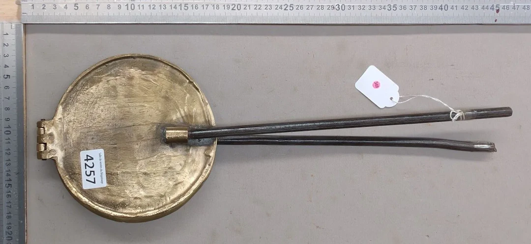 Vintage waffle and wafer maker—see photos for dimensions and condition