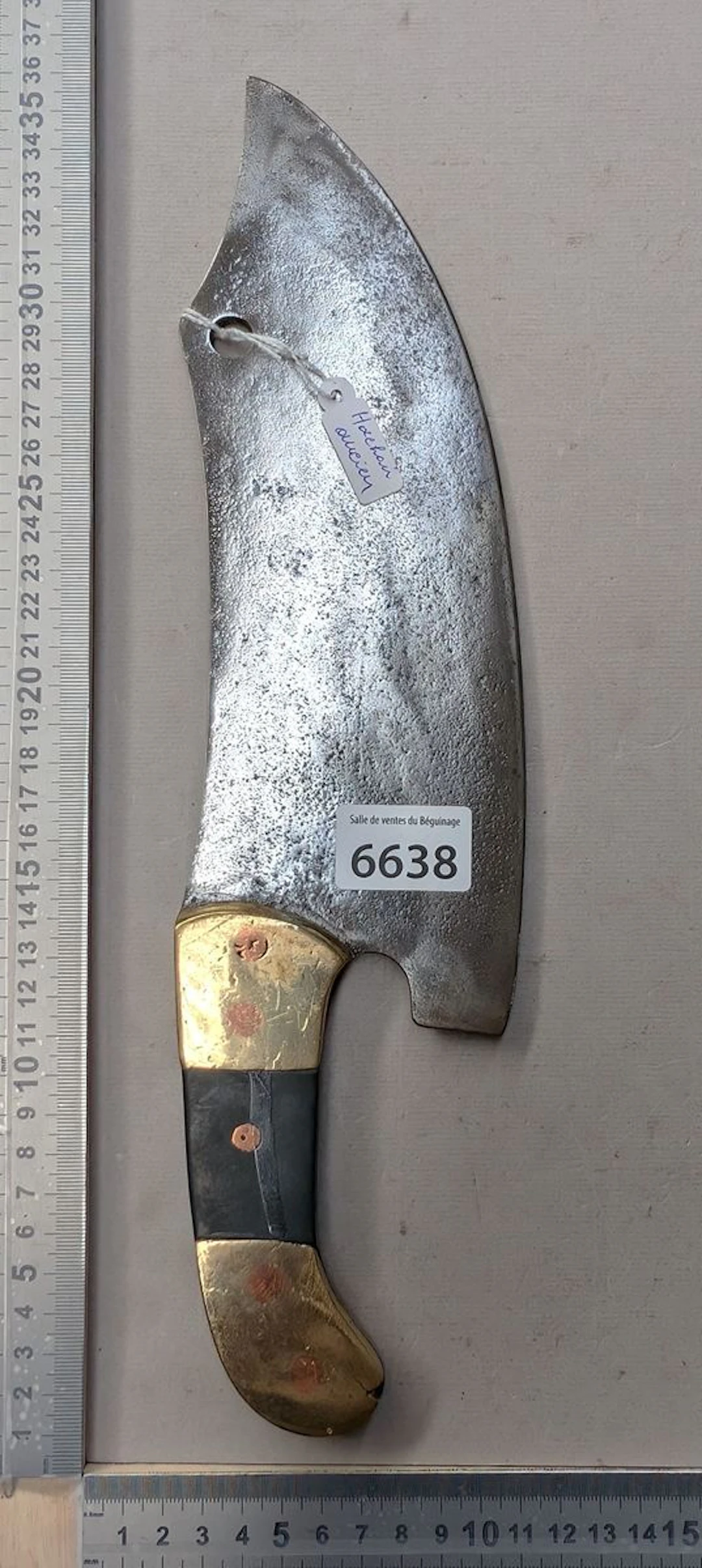 Antique wood-and-brass cleaver - See photos for dimensions and condition