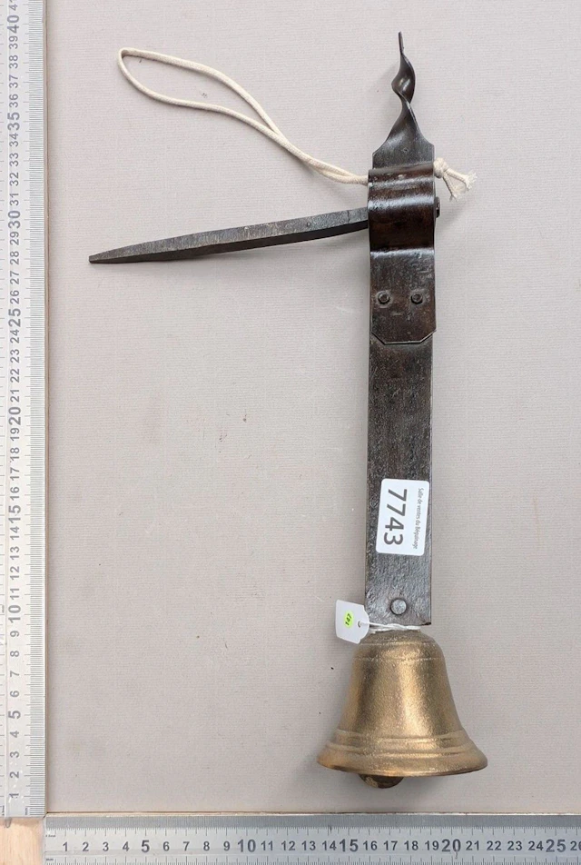 1 antique store bell made of steel and brass—see photos for dimensions