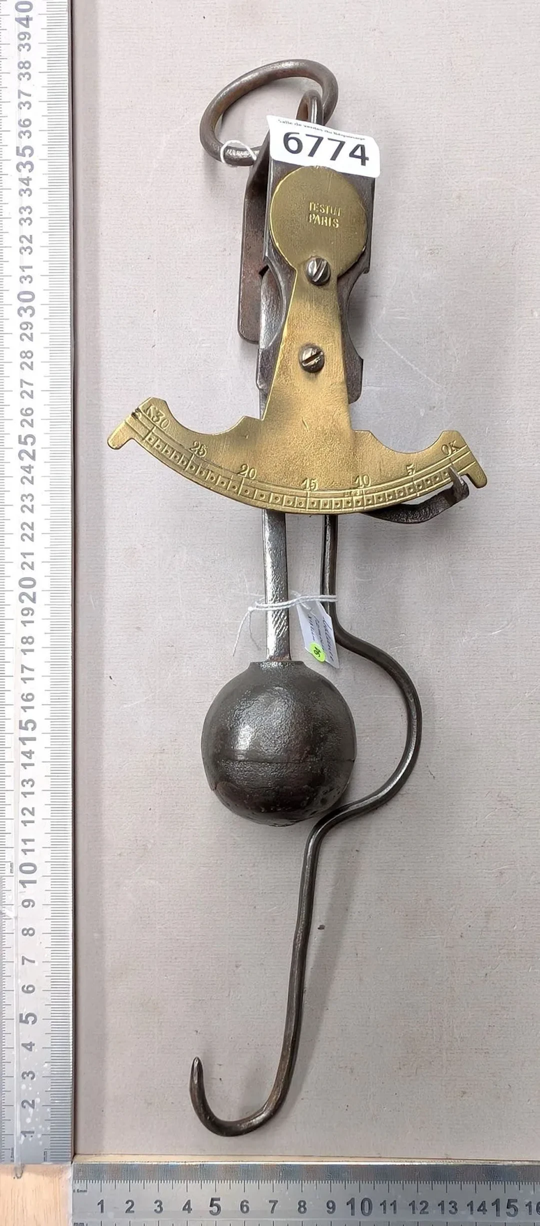 Vintage TESTUT PARIS XIXth-arrondissement scale—see photos for dimensions