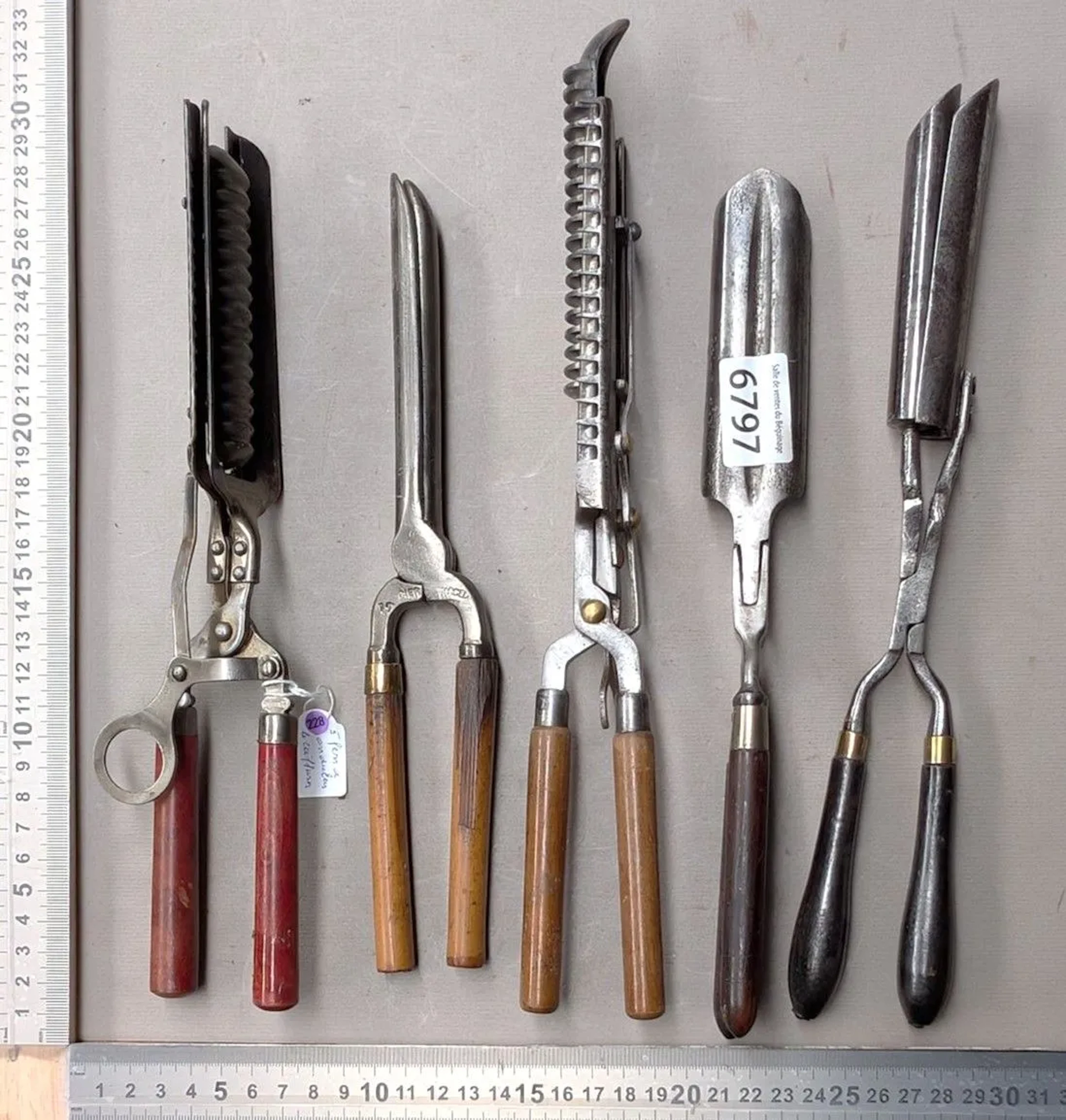 5 curling irons (hairdresser's) - See photos for dimensions and condition