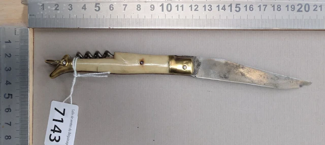 Vintage LAGUIOLE pocket knife—see photos for dimensions and condition