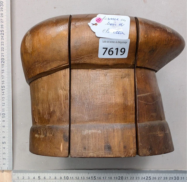 Wooden hat form - See photos for dimensions and condition