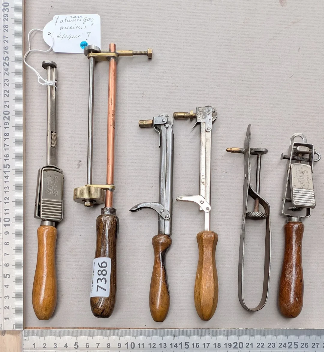 7 rare vintage gas lighters—see photos for dimensions and condition