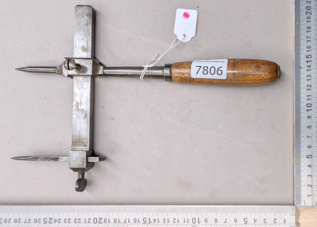 Antique saddler's compass—see photos for dimensions and condition