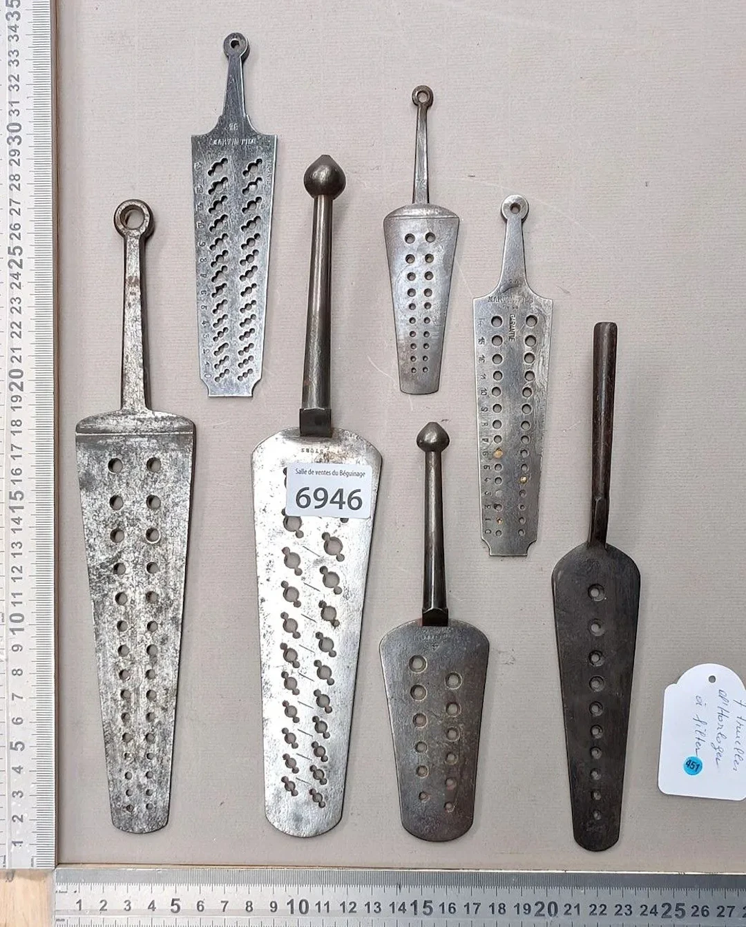 7 antique watchmaker's trowels for threading - See photos for dimensions