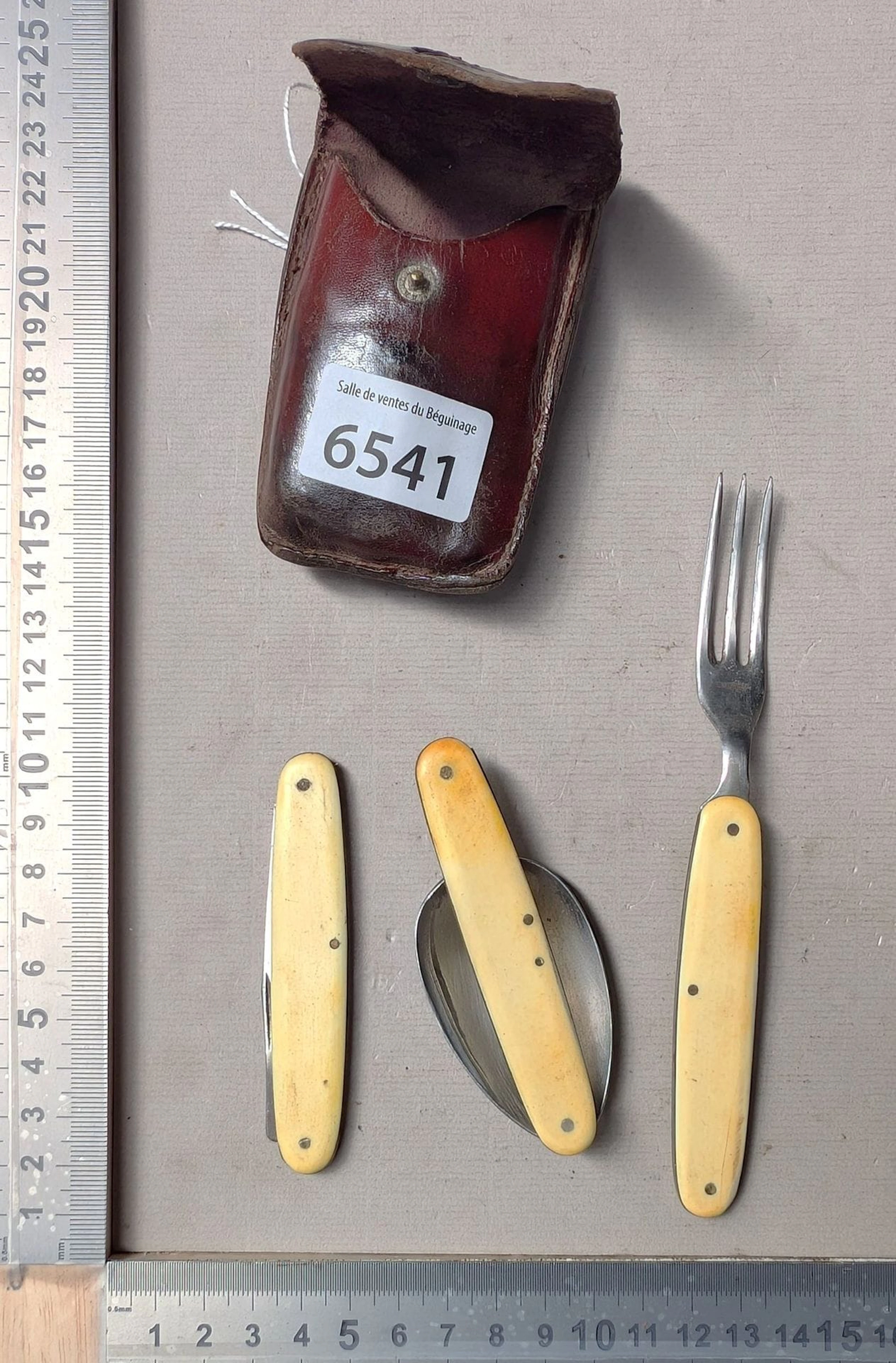 1 antique travel cutlery set (fork, knife, spoon) — See photos for