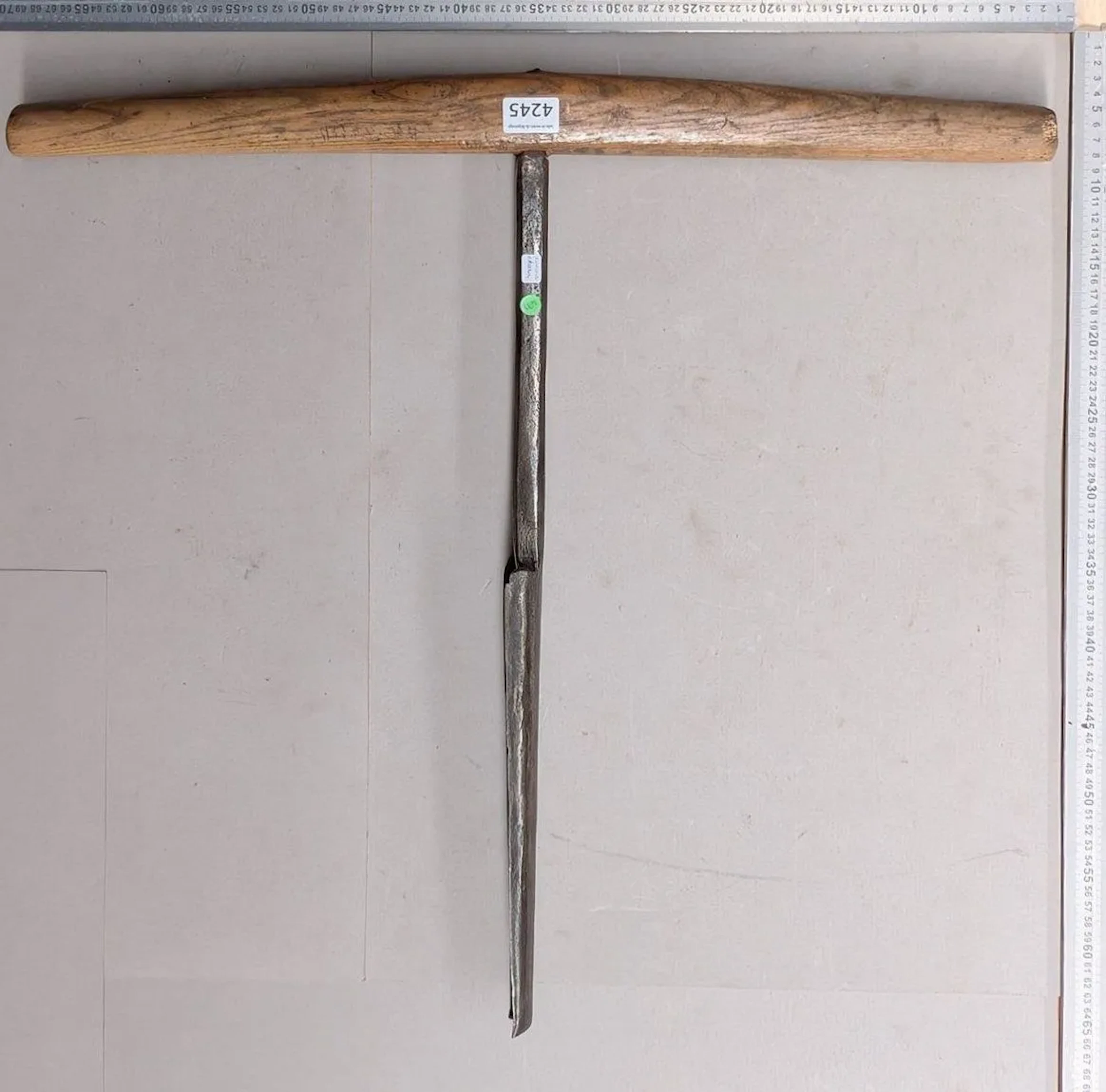 1 wheelwright's tool—see photos for dimensions and condition