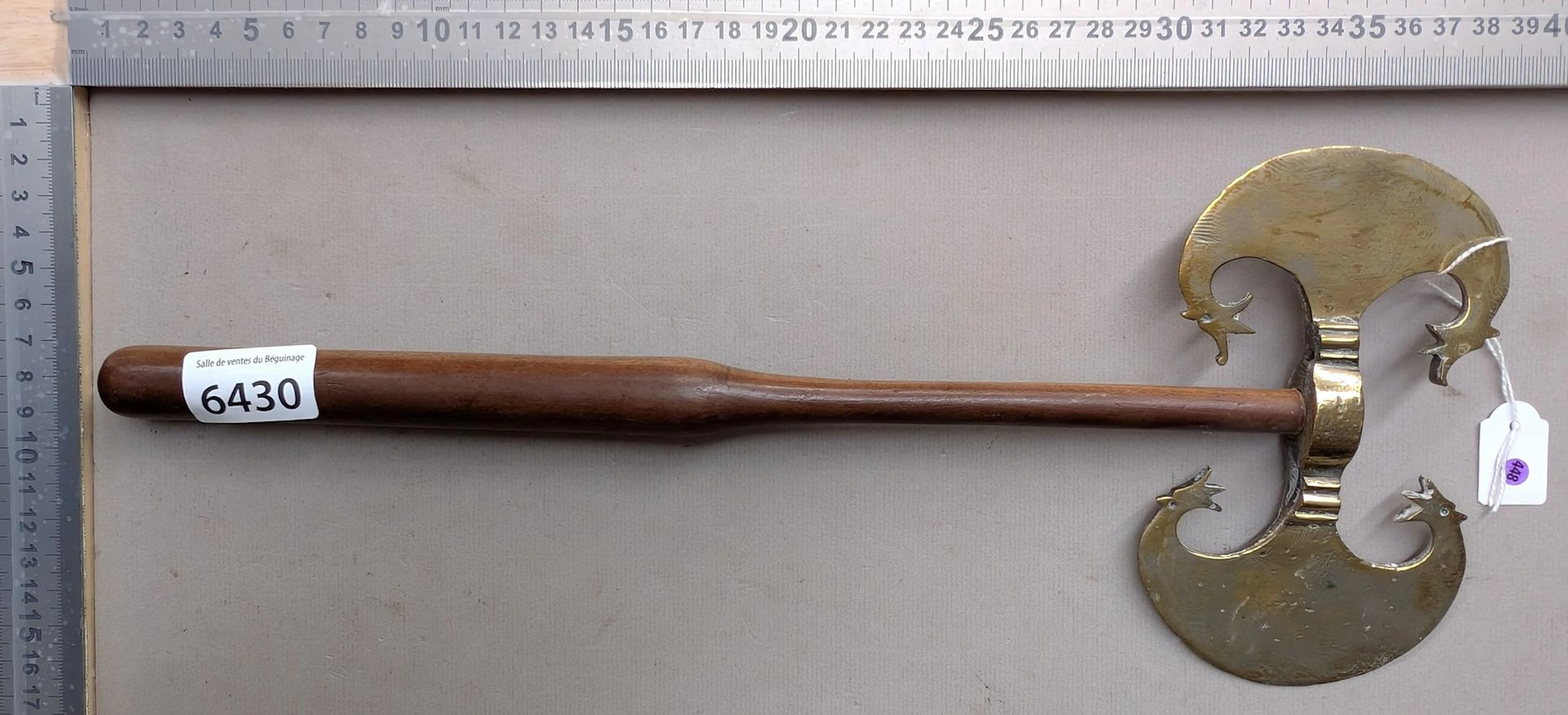Cute little shower hatchet - See photos for dimensions and condition