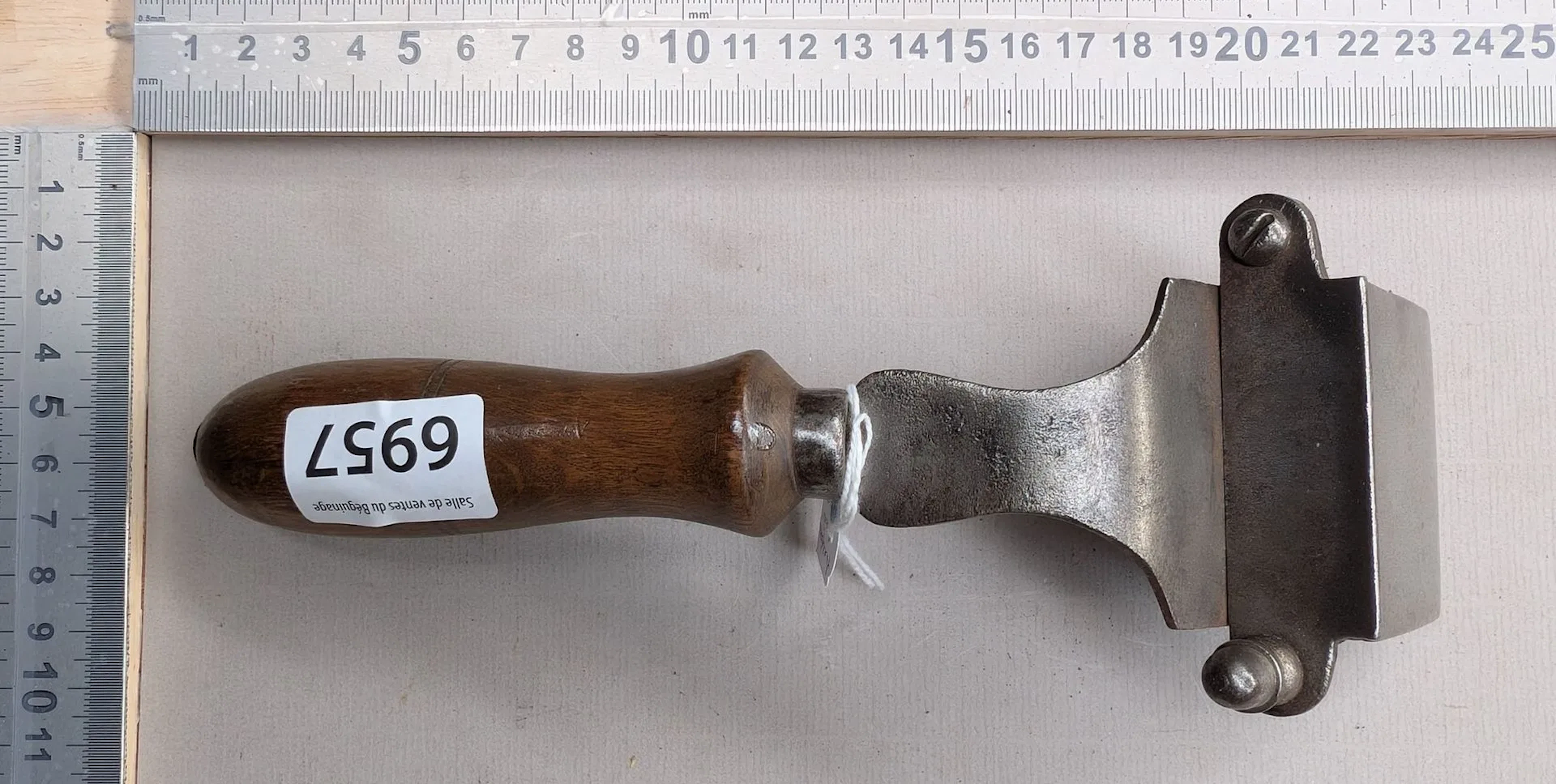 19th-century iron with its block—see photos for dimensions and condition