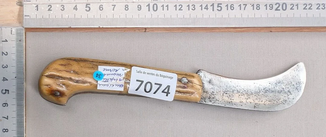 Antique pruning knife with a horn handle (folding) - See photos for