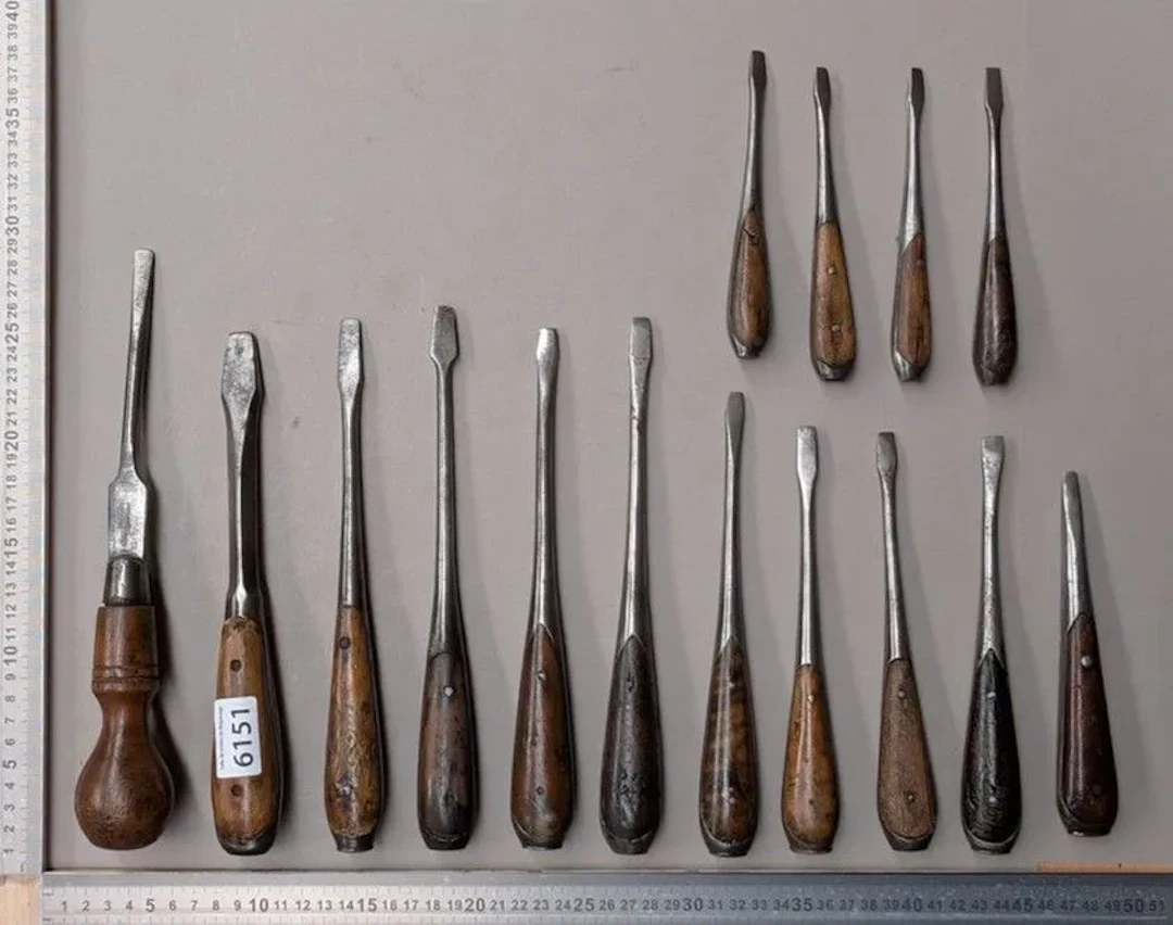 15 antique screwdrivers—beautiful pieces—see photos for dimensions