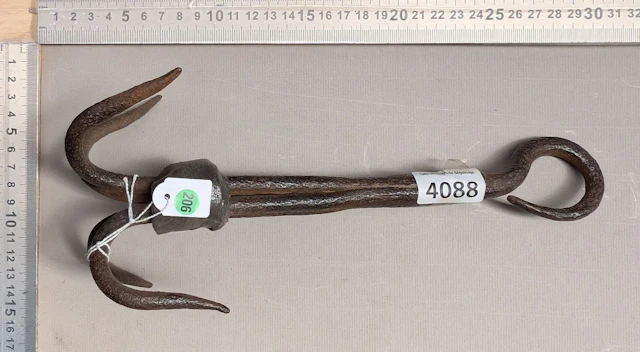 Antique forged grapple - See photos for dimensions and condition