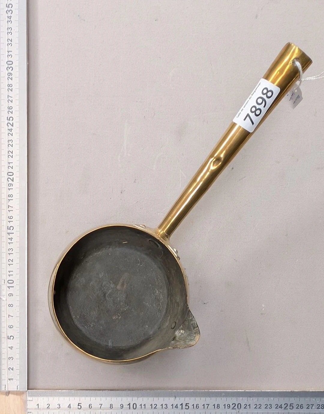 1 antique copper skillet—see photos for dimensions and condition