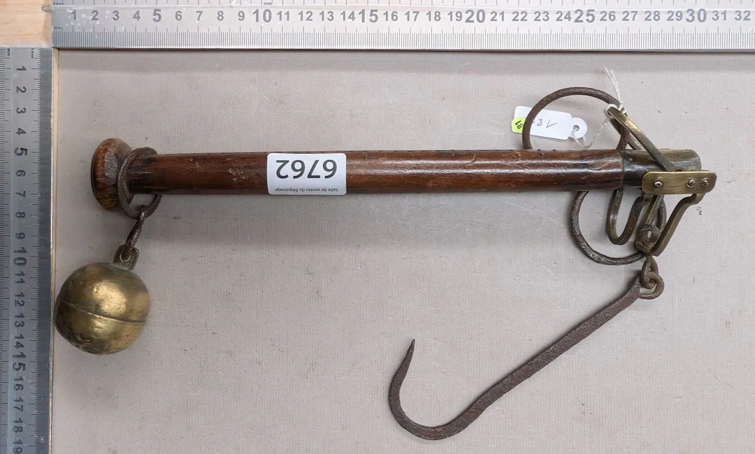 Antique 18th-century Roman-style scale—see photos for dimensions and condition