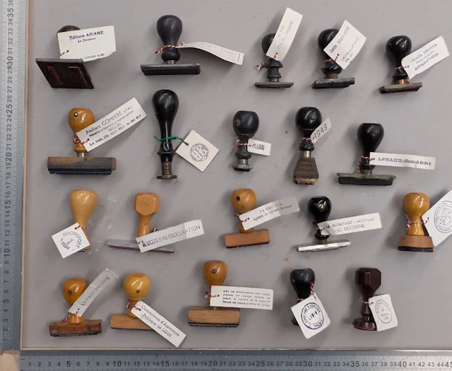 Holder for 20 stamps and their labels; see era—Dimensions and condition: