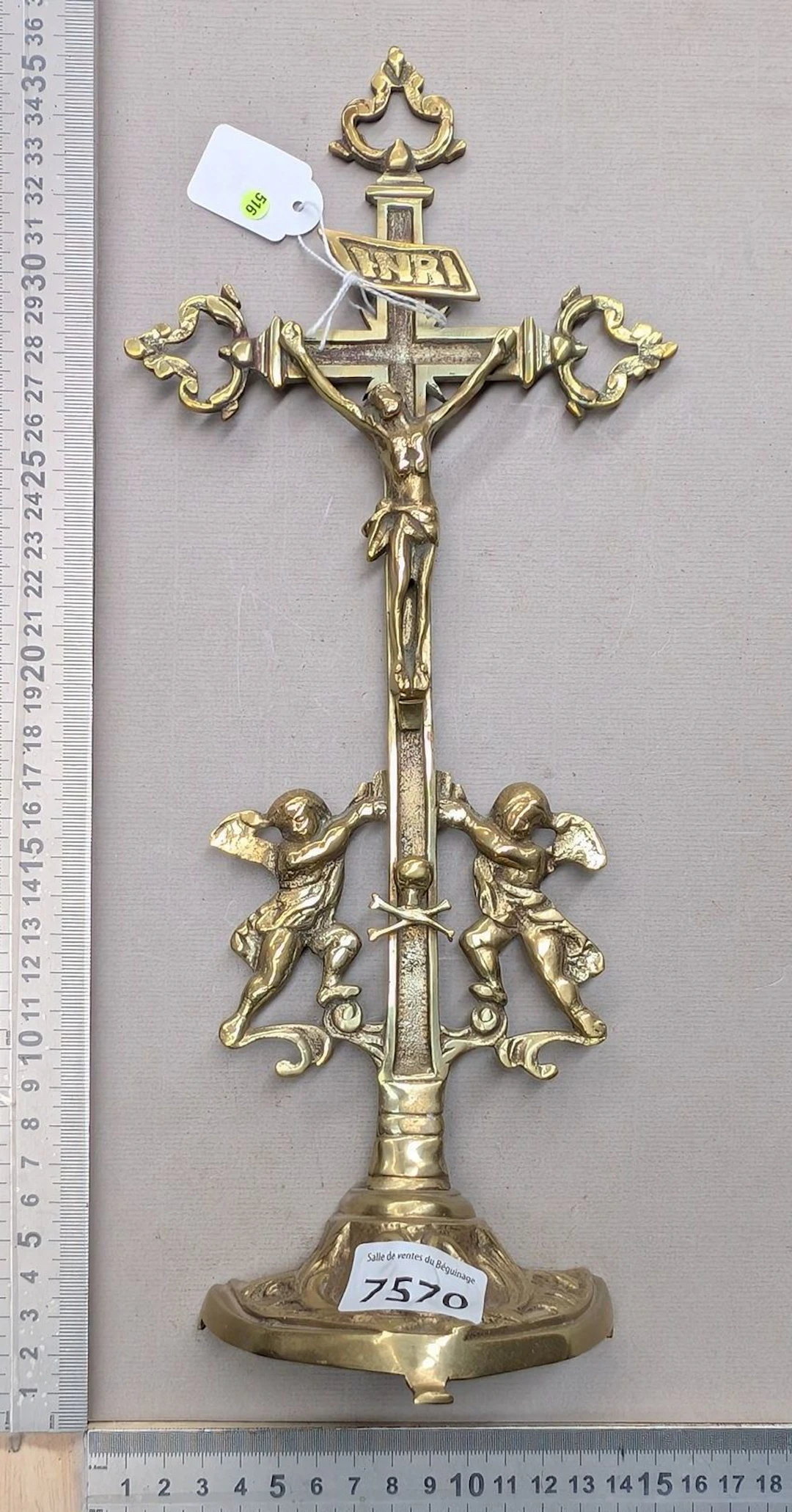 Antique bronze crucifix - See photos for dimensions and condition