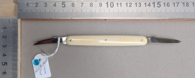Antique notary's pocket knife—see photos for dimensions and condition