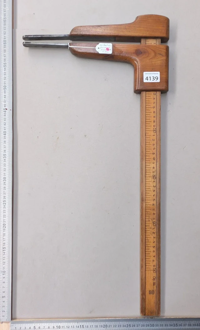 1 old forester's cabin—see photos for dimensions and condition