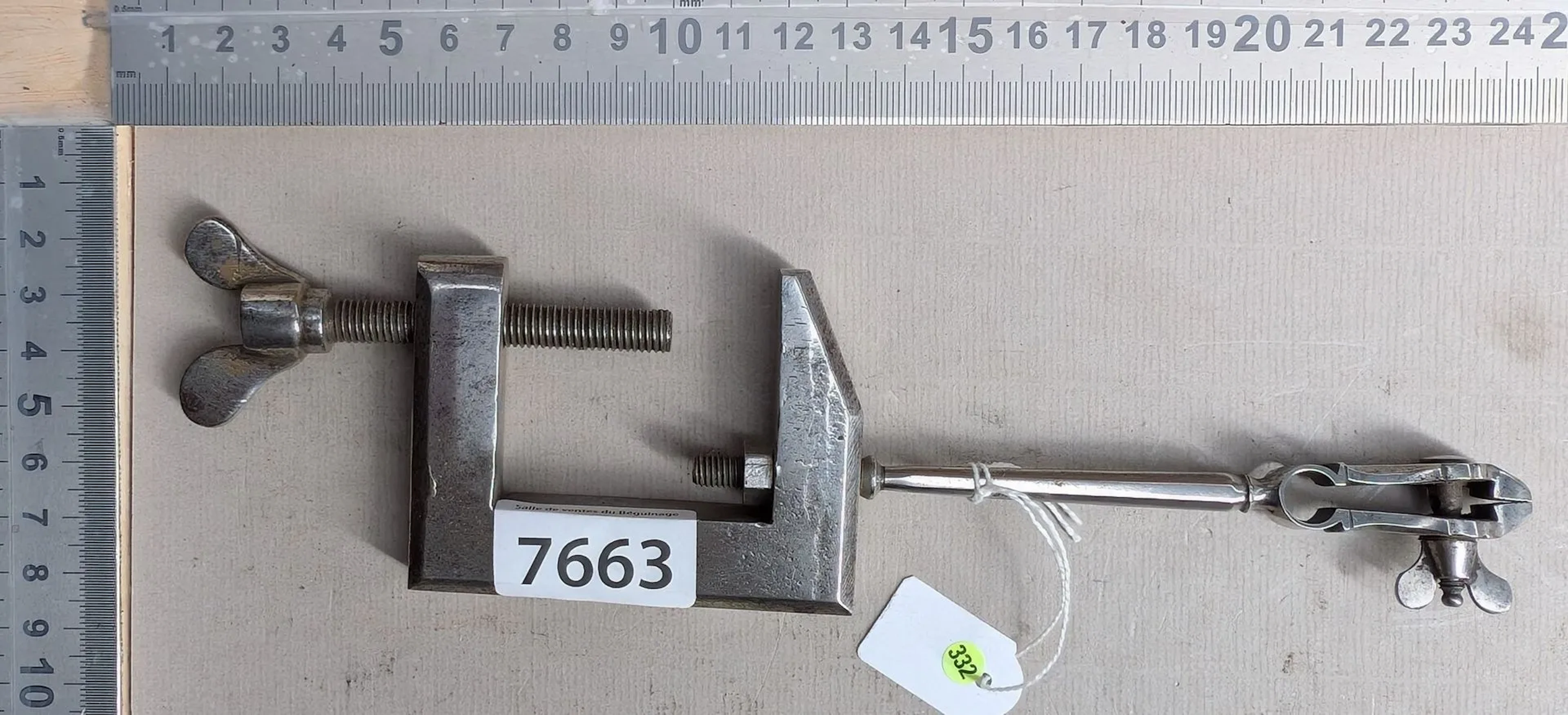 Nice little vise to attach to a watchmaker's table—see photos for