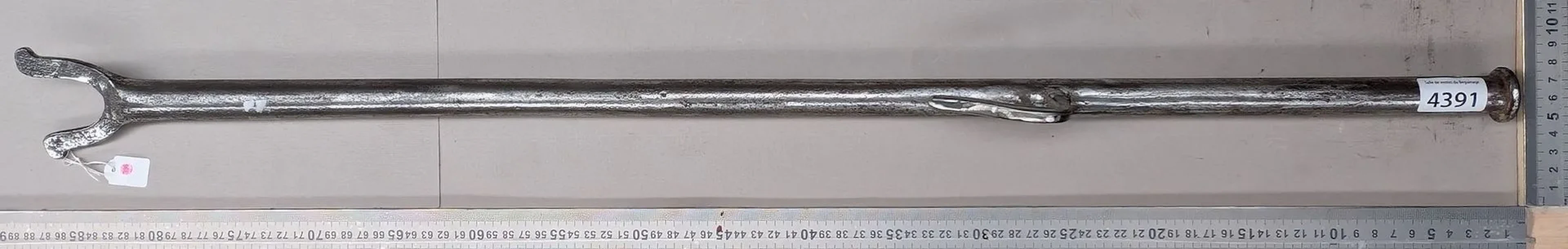 1 Steel Brouffado - See photos for dimensions and condition