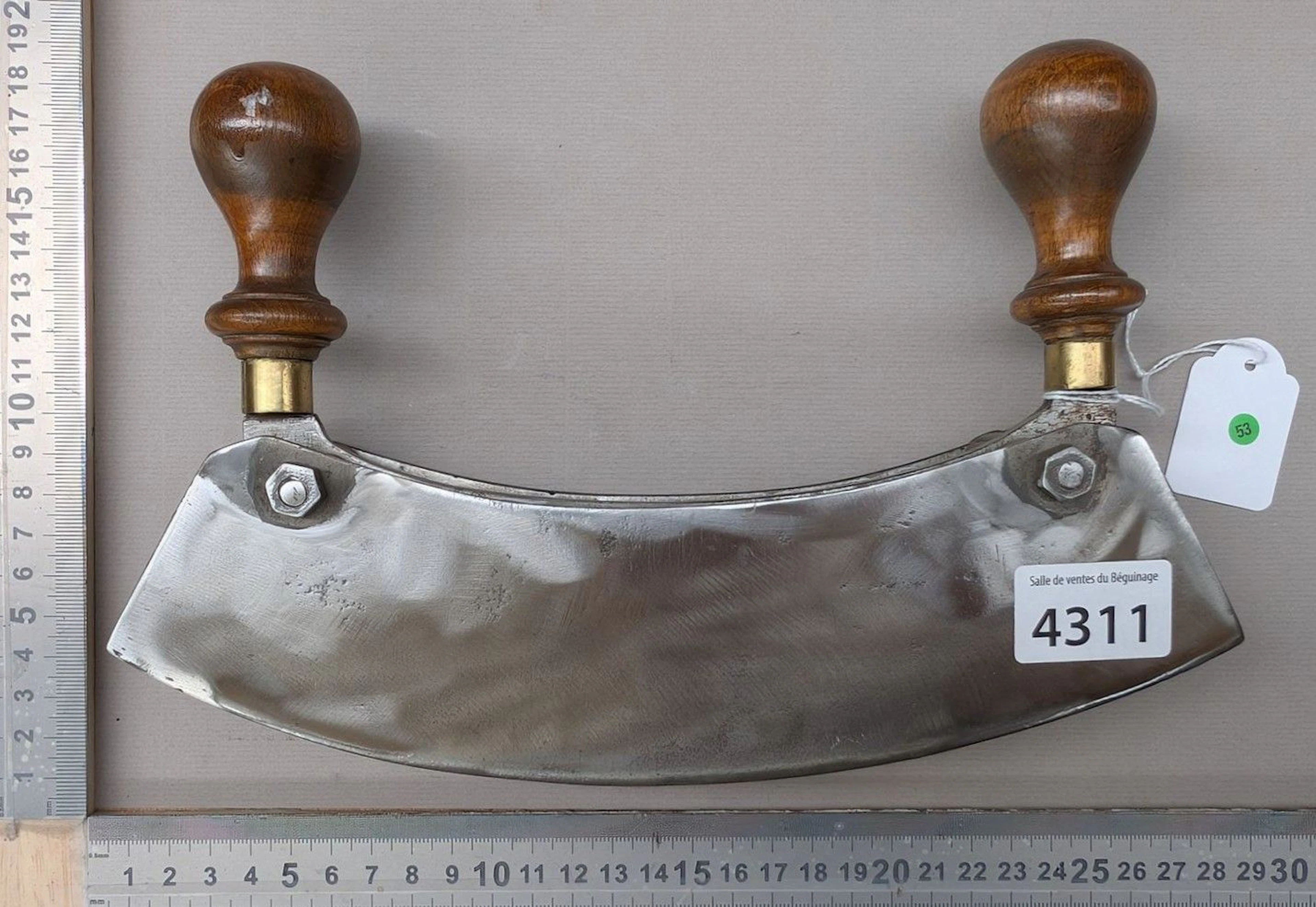 1 vintage vegetable chopper with 3 blades—see photos for dimensions